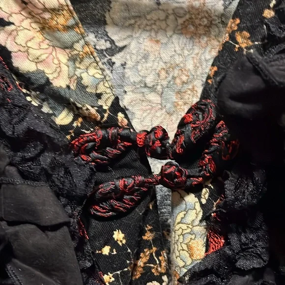 Punk Rave Lolita Floral Lace Kimono - Picture 4 of 7